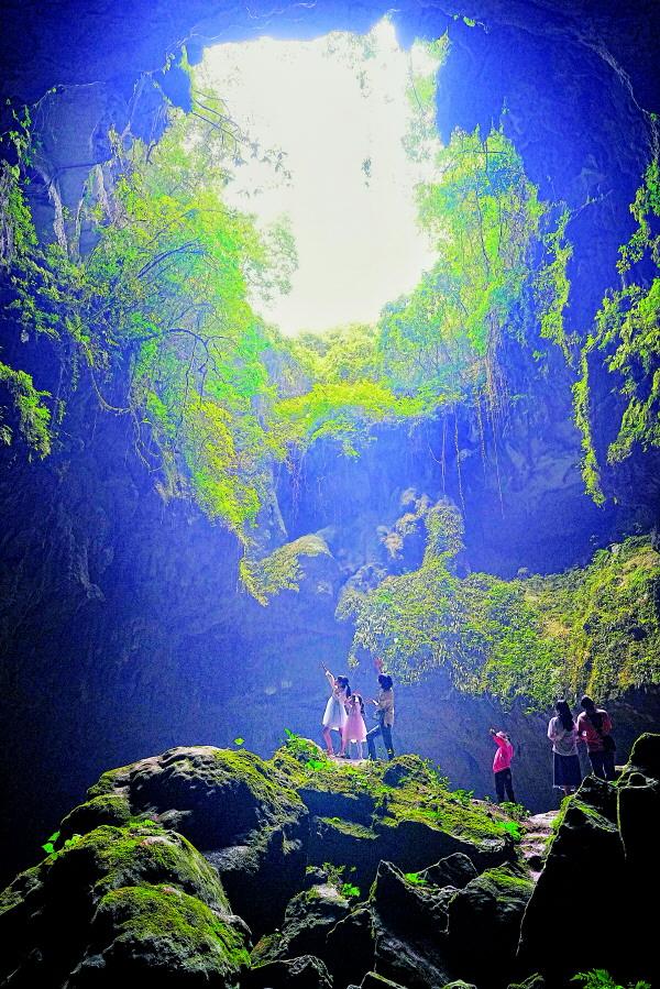 桂林旅游业迎来春天，景区游客数量激增