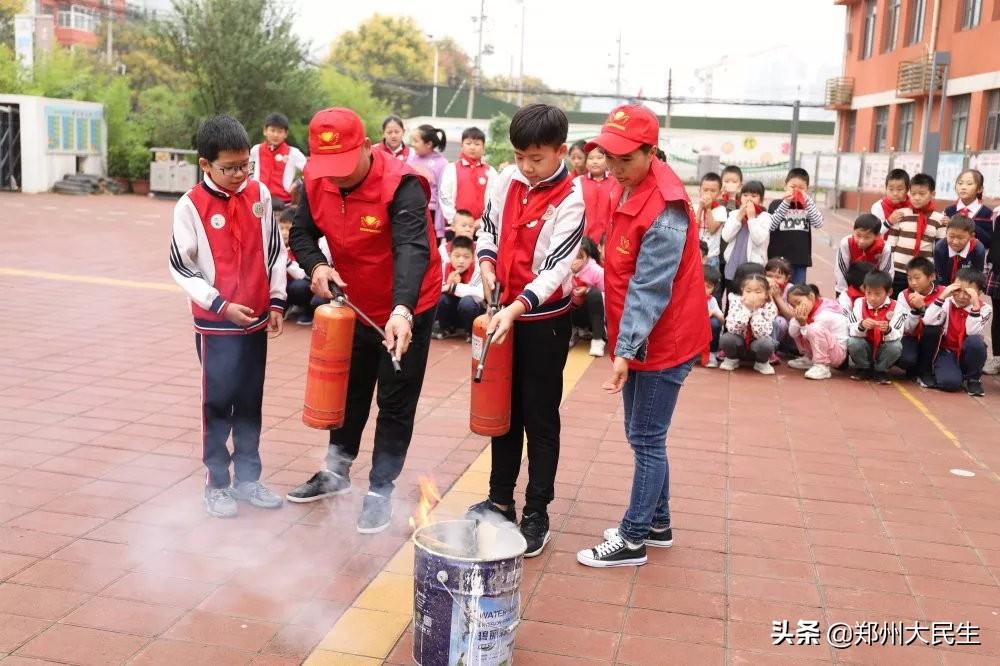 家庭防盗防火，灭火器的选购与使用指南